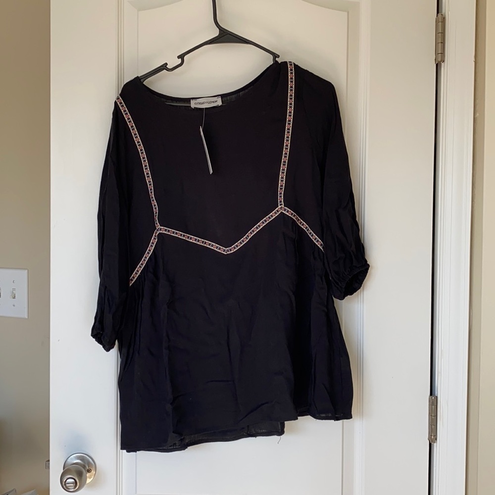 Black shirt